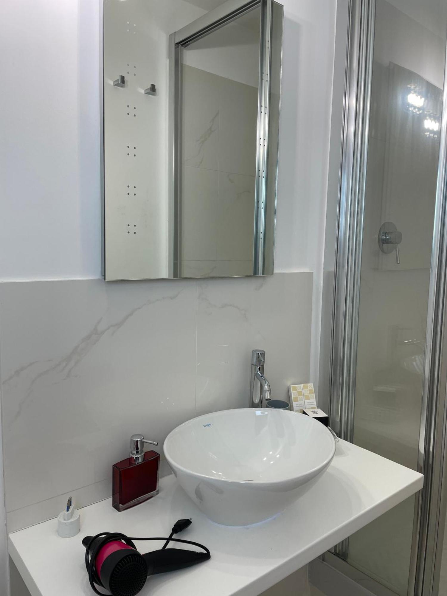 Seven Boutique Hotel Sestri Levante Room photo